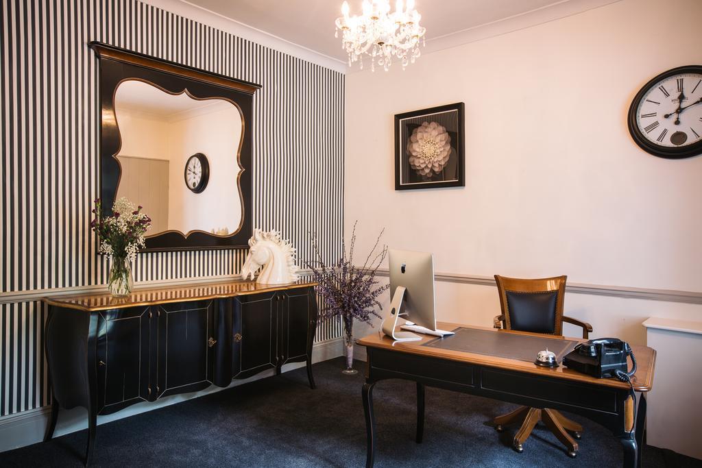 The Broadmead Boutique B&B เท็นบี ภายนอก รูปภาพ